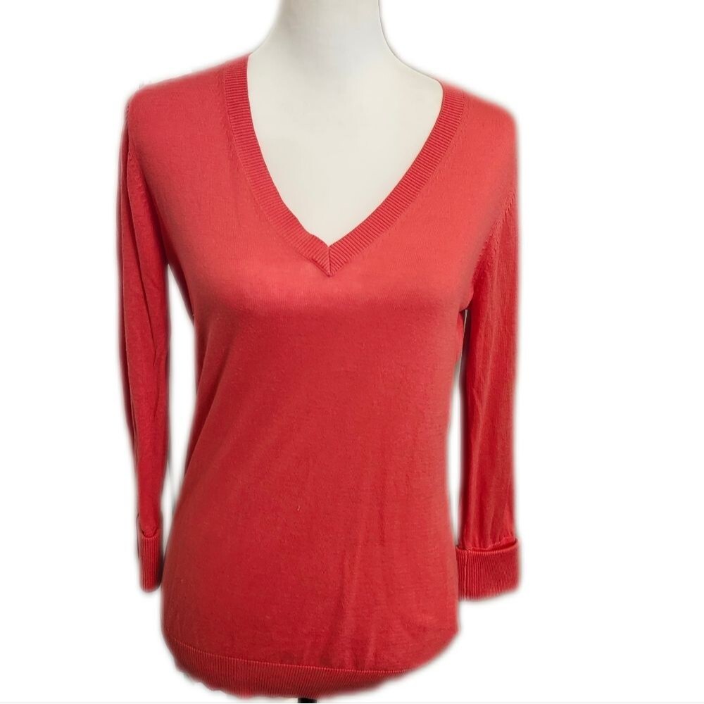 Banana Republic 100% Cotton Salmon Red/Pink V-neck Sweater, Small